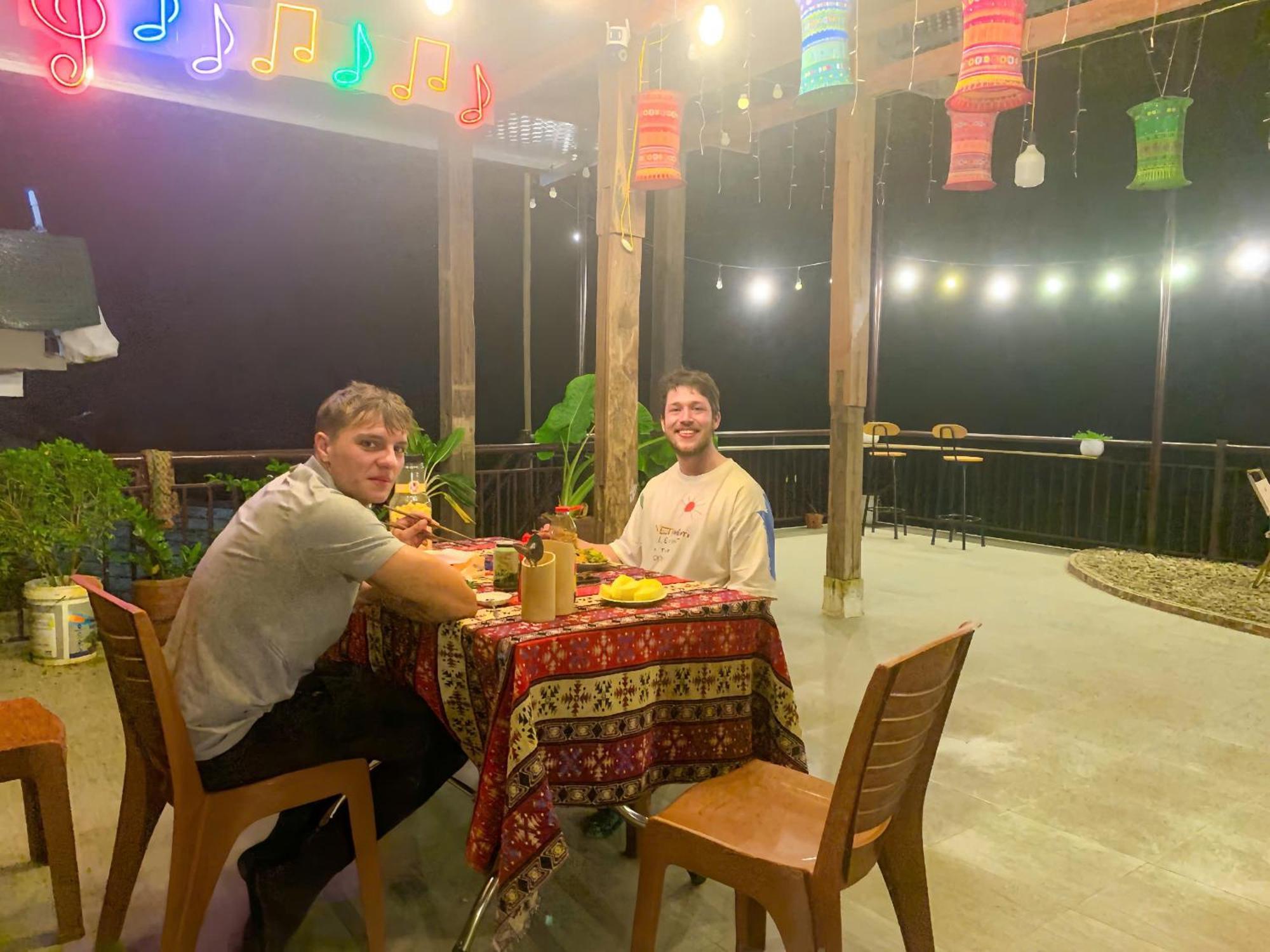 Duy Tuyen Ba Be Homestay Free Bbq Bac Kan Экстерьер фото